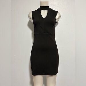 Black dress M, cut out in front, keyhole in back, stretch, fitted, chic, party